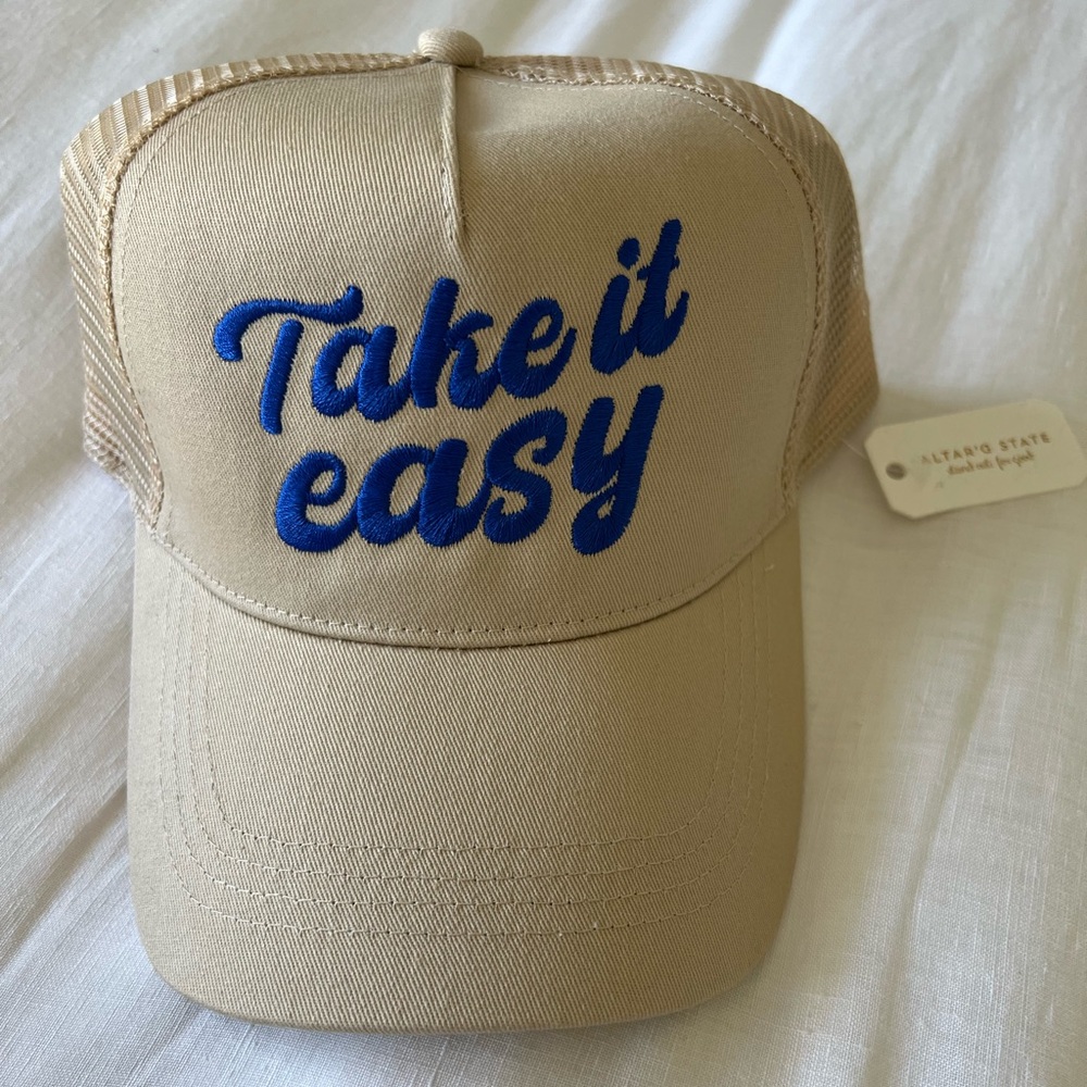 *NWT* Altar’d State Take it Easy Trucker Hat